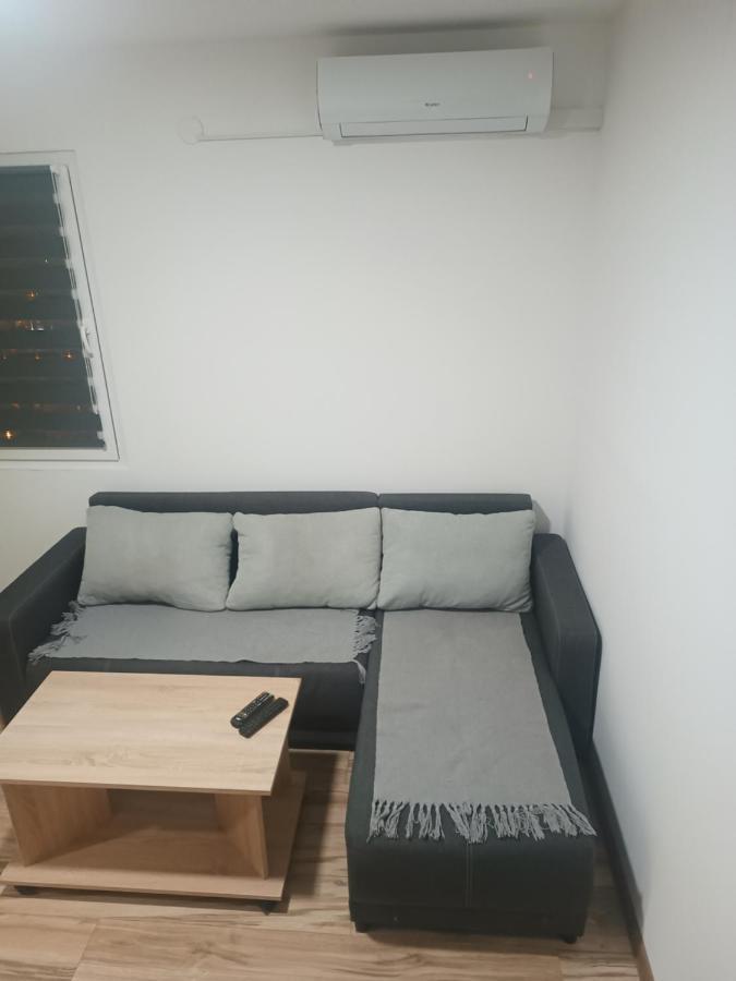 Stan Na Dan Im Apartment Uzice Ngoại thất bức ảnh