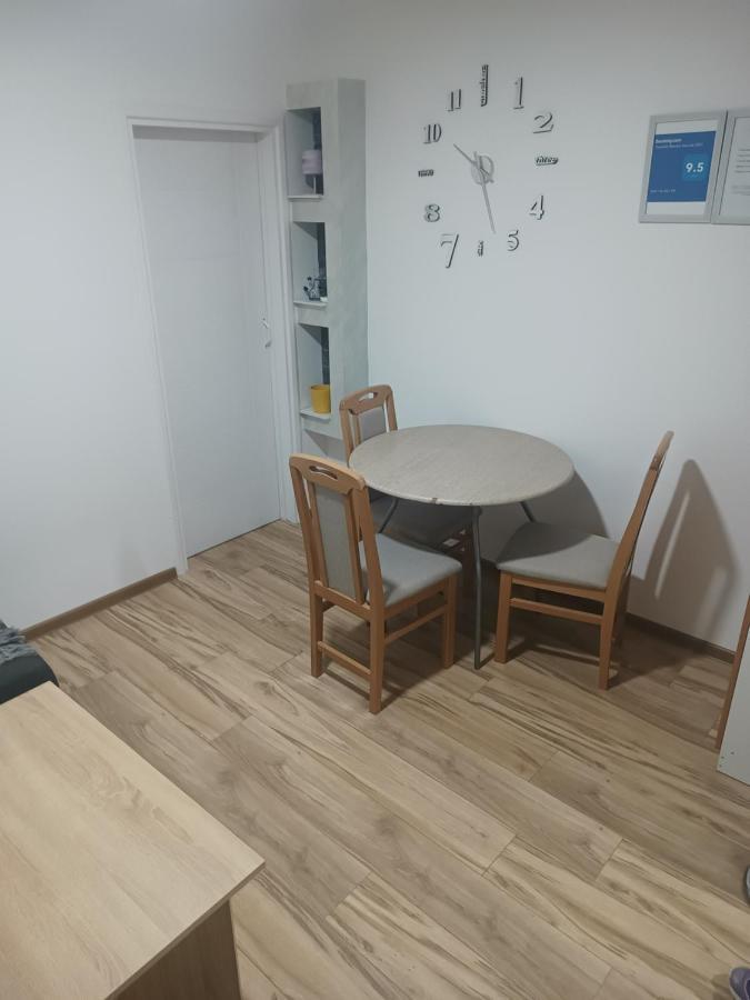 Stan Na Dan Im Apartment Uzice Ngoại thất bức ảnh