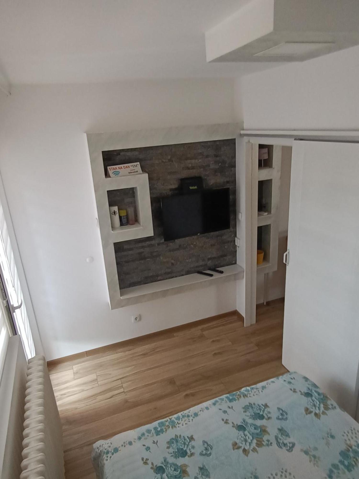 Stan Na Dan Im Apartment Uzice Ngoại thất bức ảnh